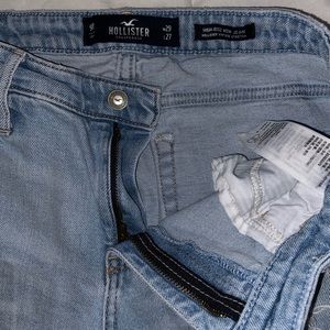 High-Rise Vintage Mom Jeans Hollister